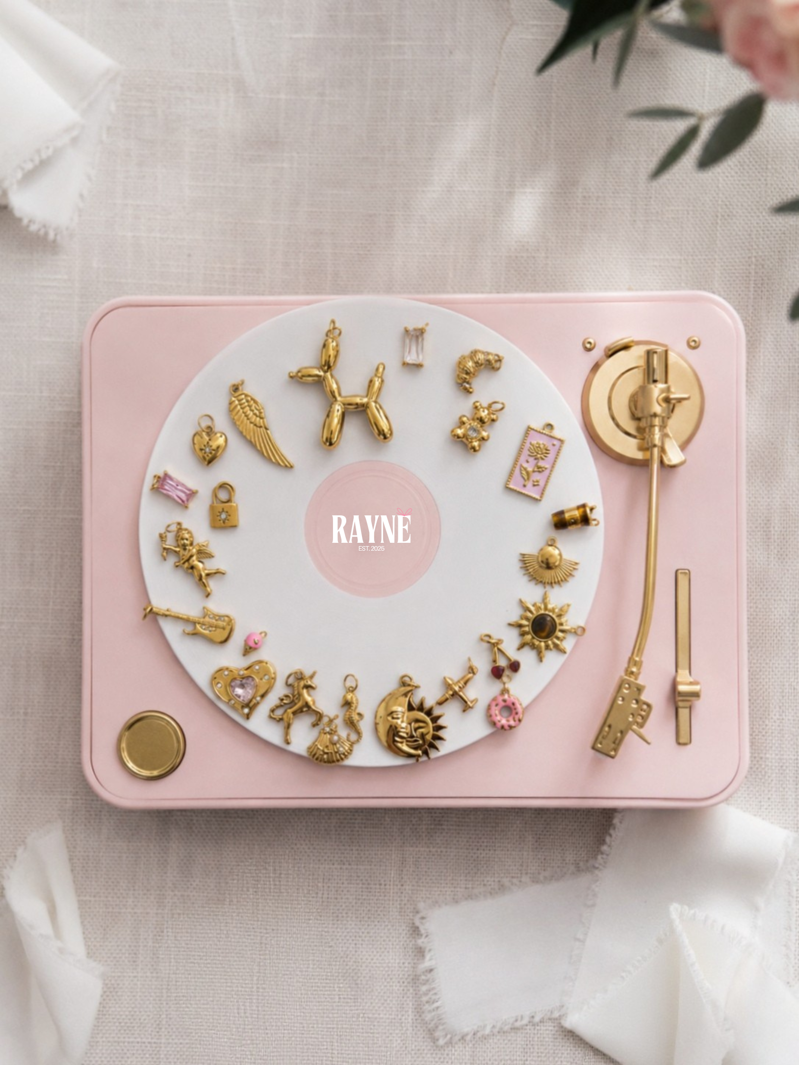 Rayne's Charm Bar