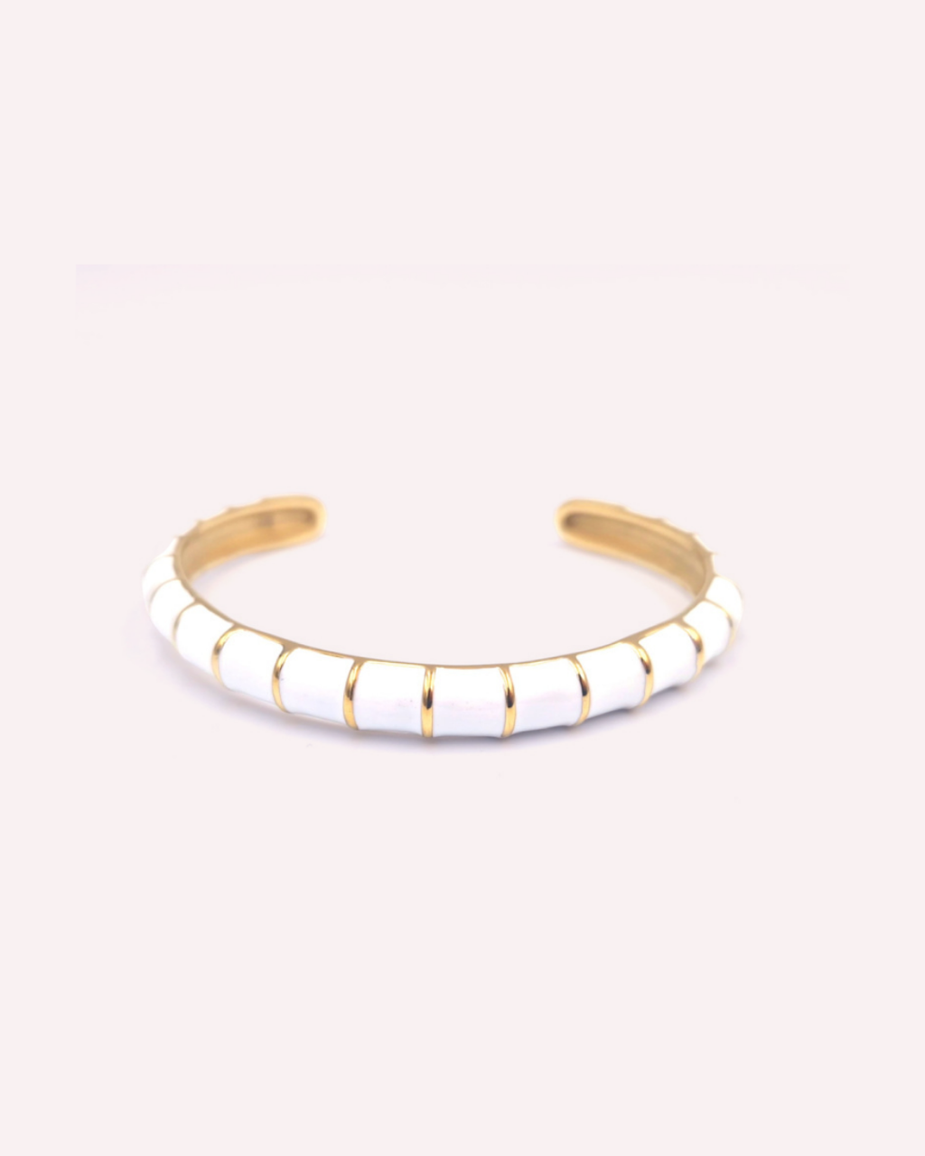Stefany Bangle