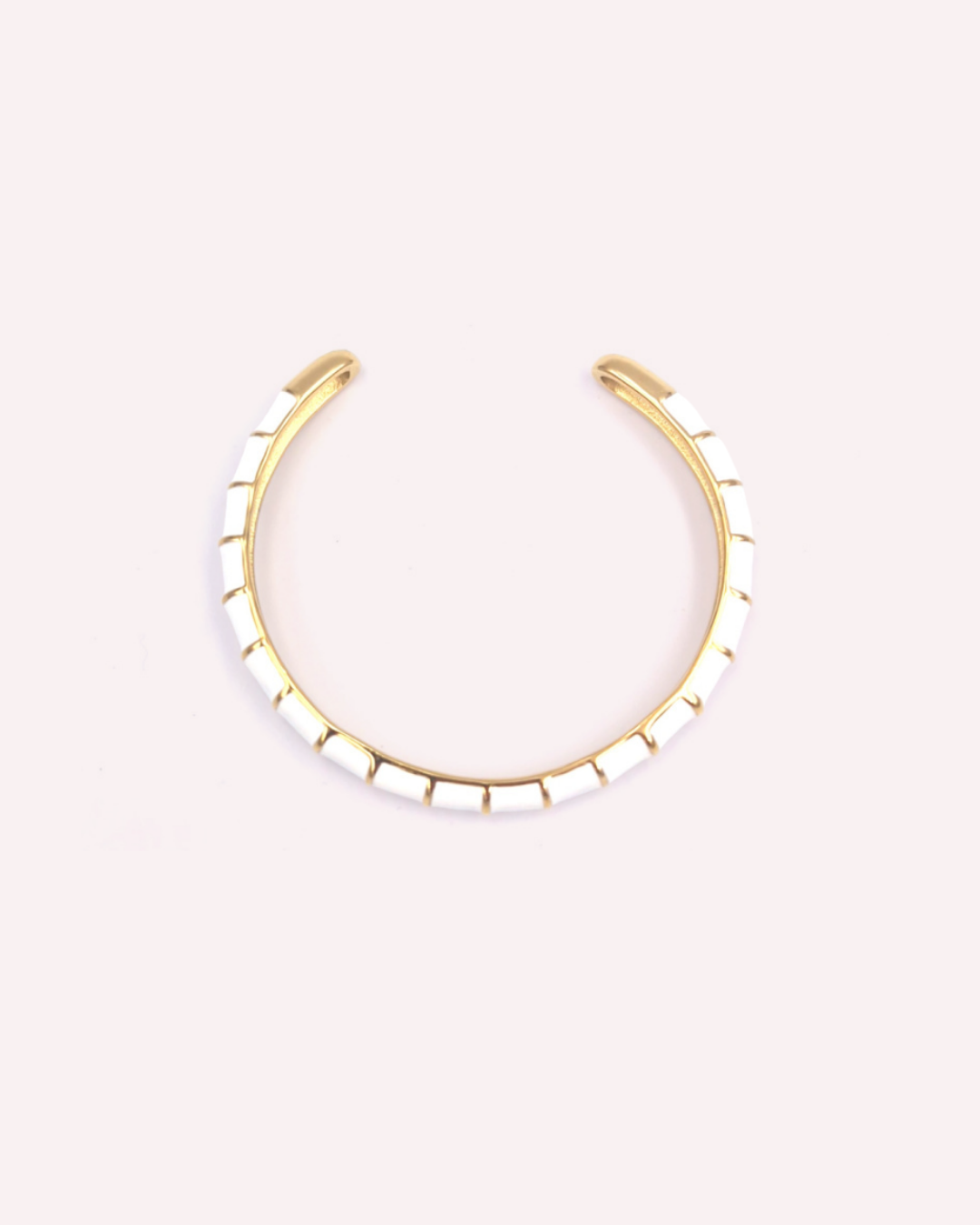 Stefany Bangle