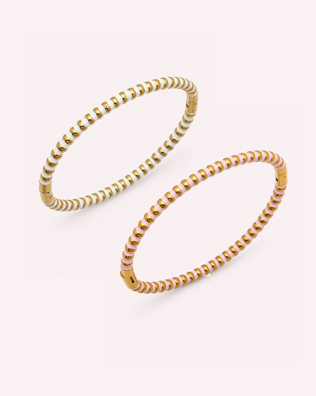 Hilary Bangle