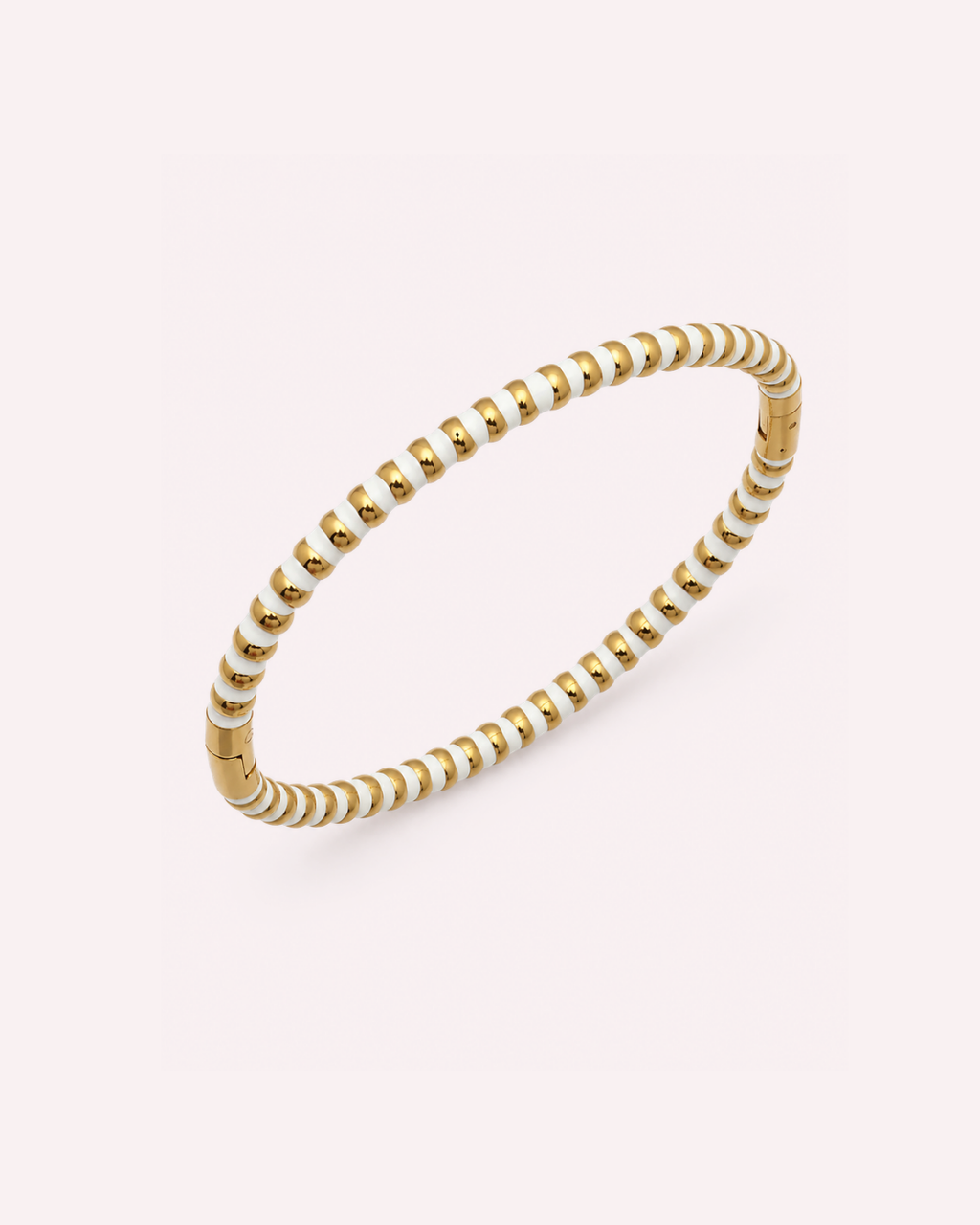 Hilary Bangle