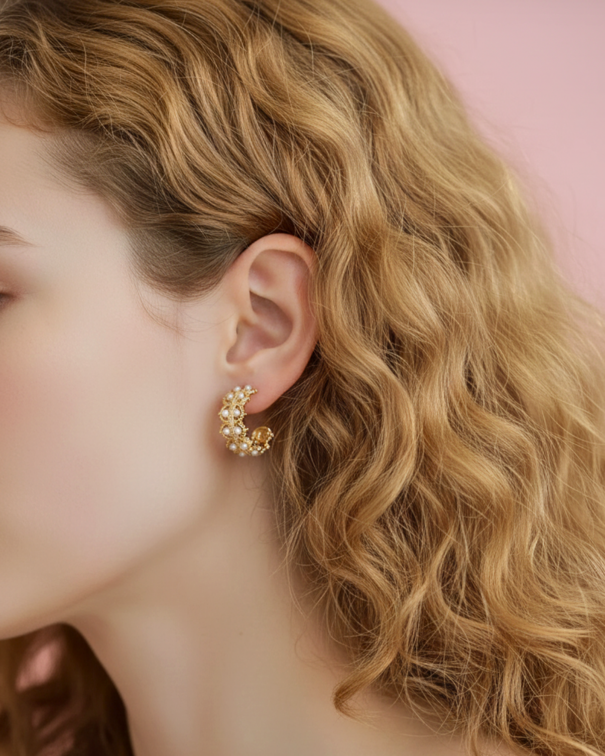 Lace Pearl & Gold Accent Stud Earrings