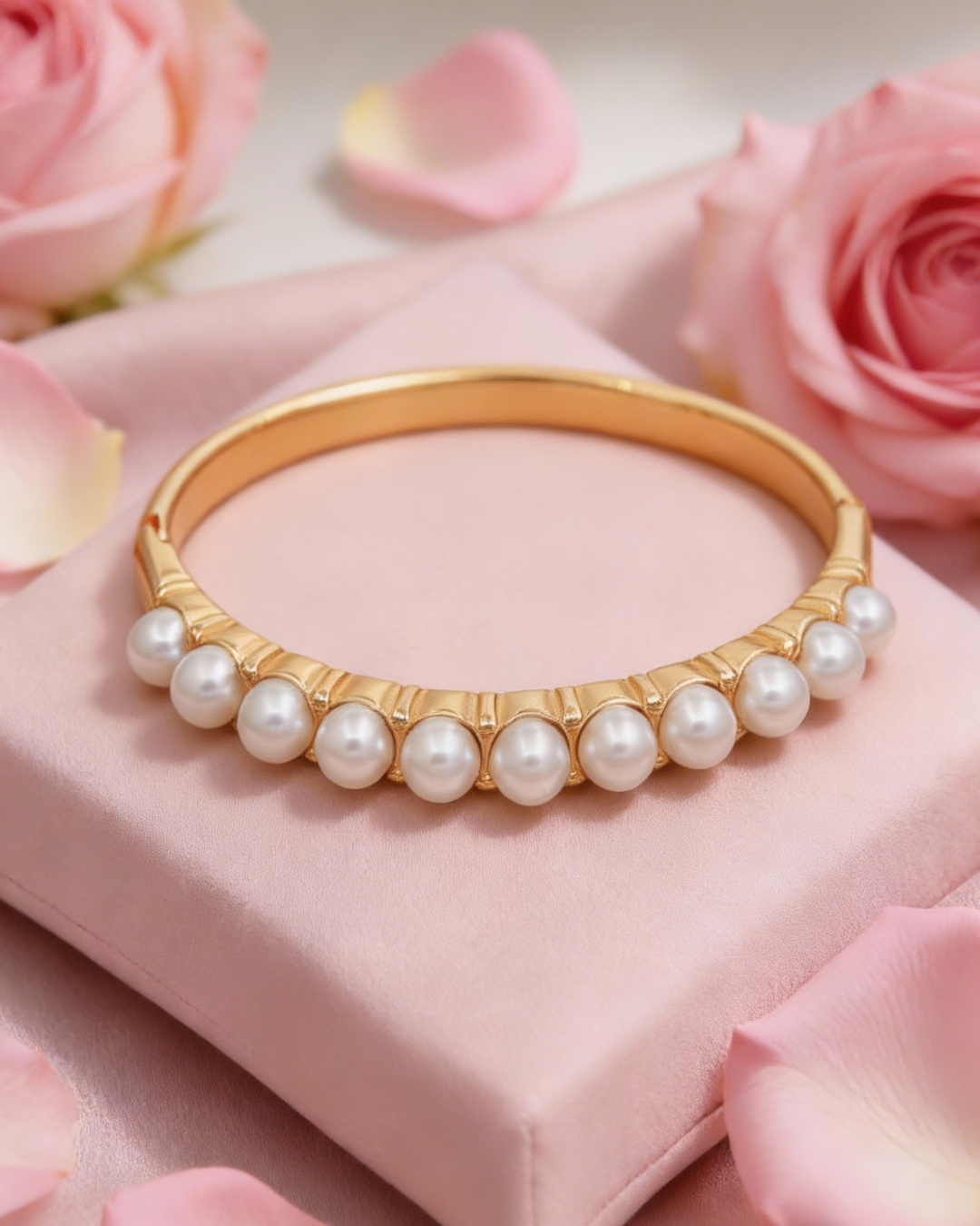 Pearl Gold Open Bangle