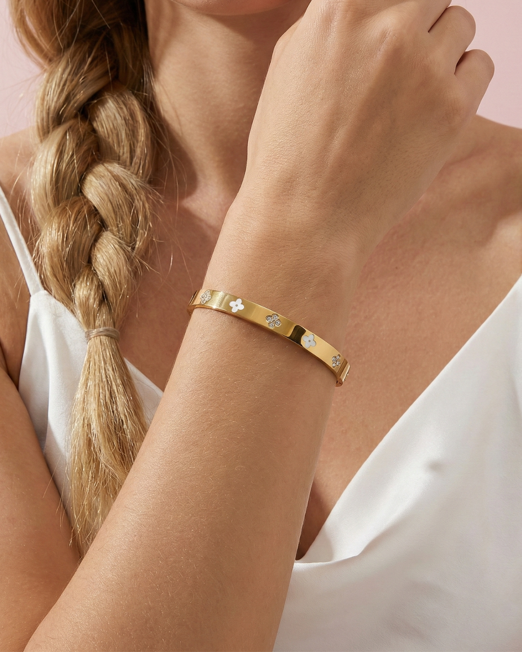 Hallie Clover Gold Bangle
