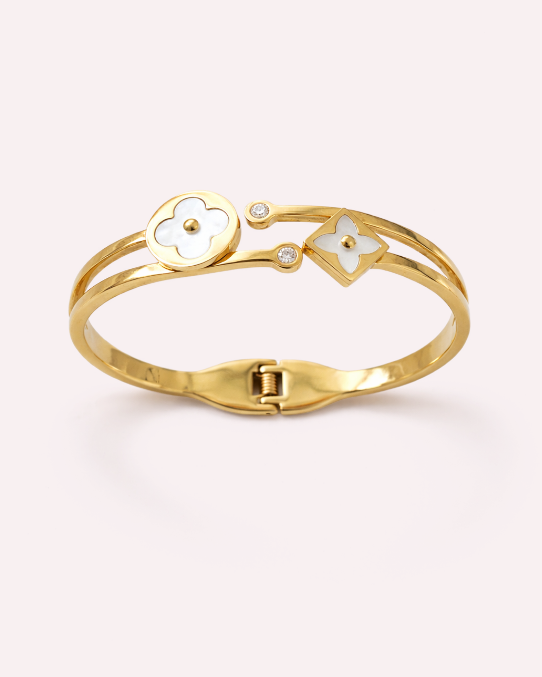 Florence Clover Charm Bangle