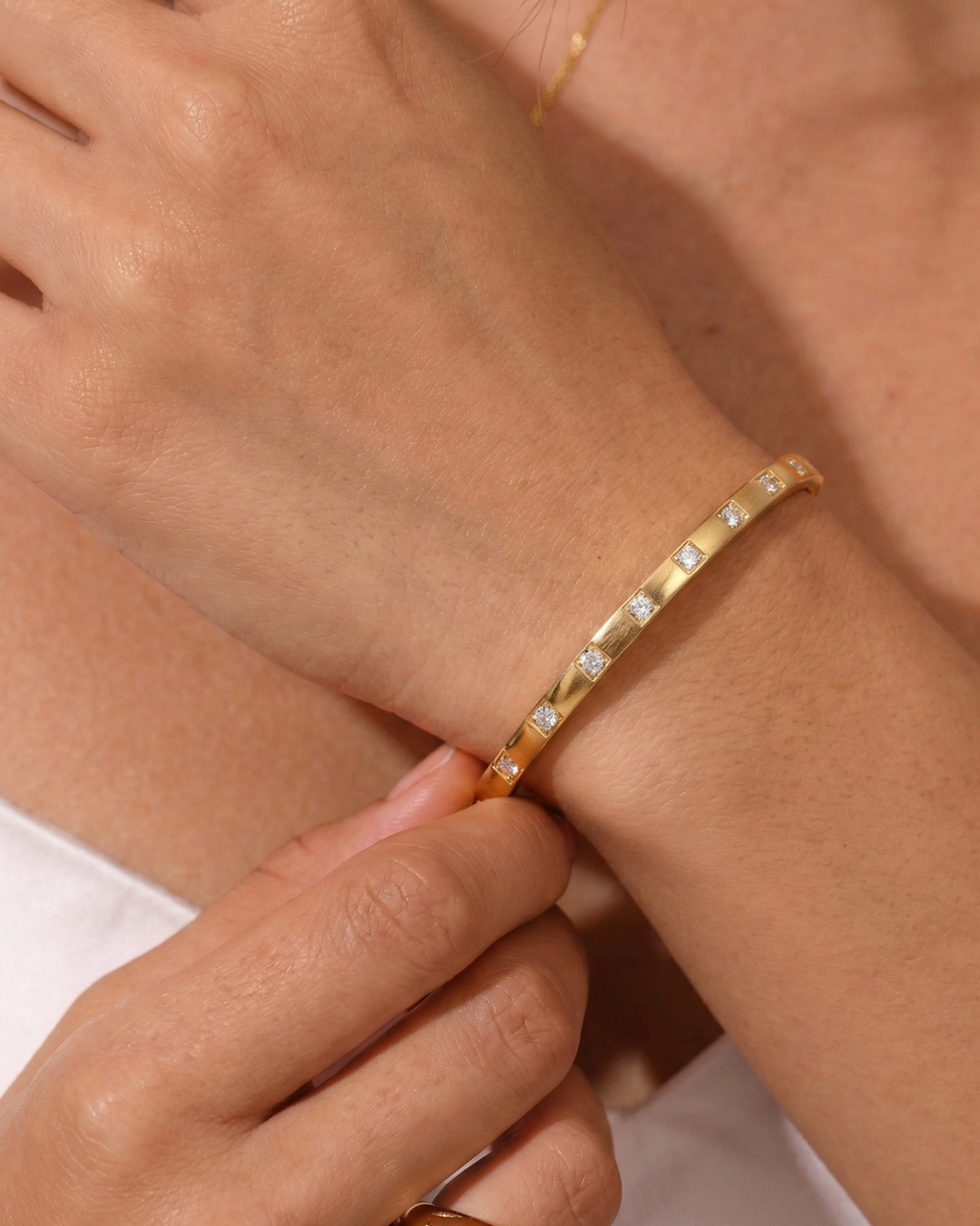 Gracie Crystal Line Bangle