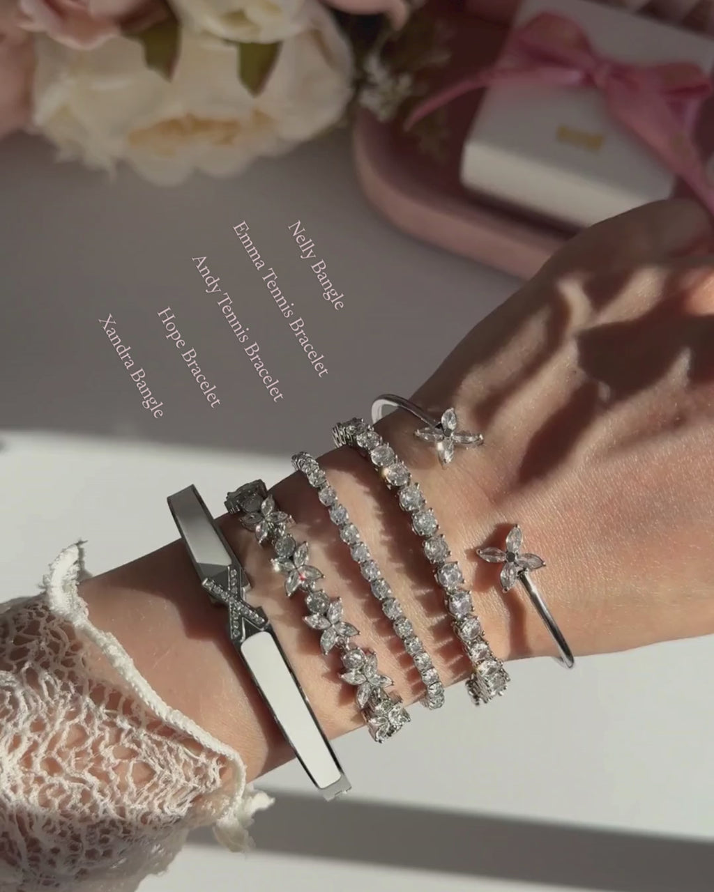 Xandra Bangle