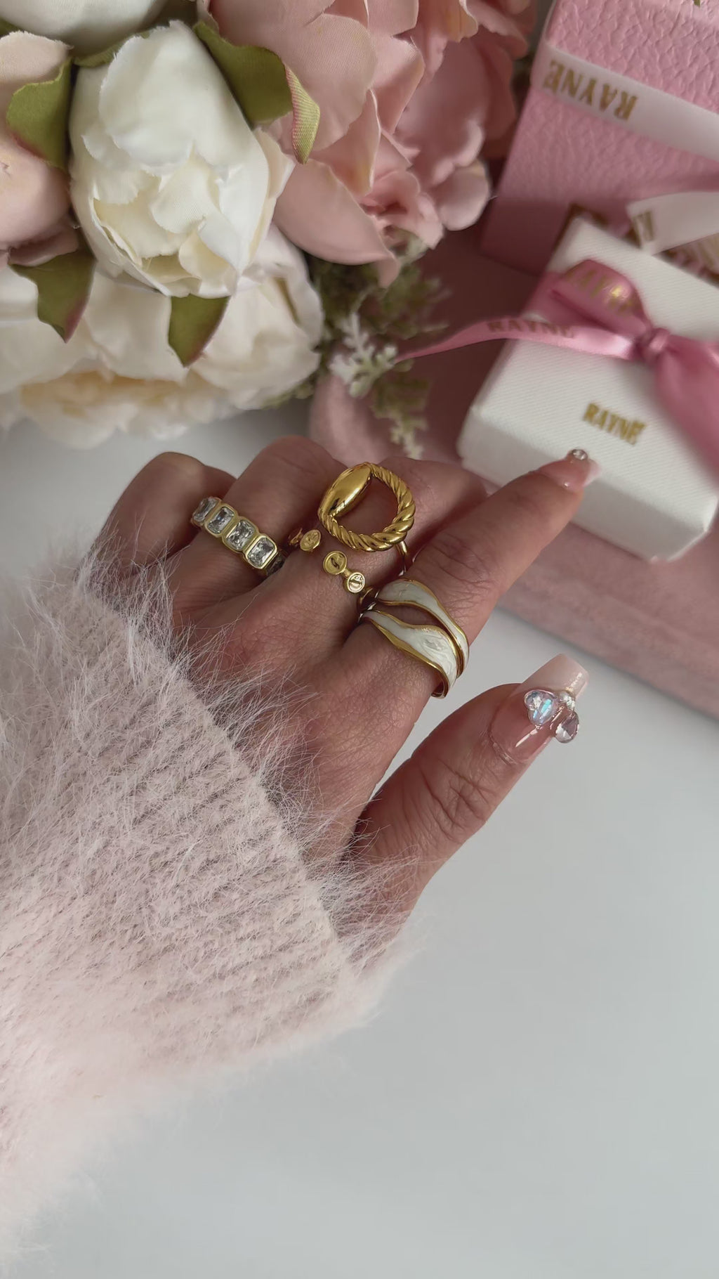 Lia Ring