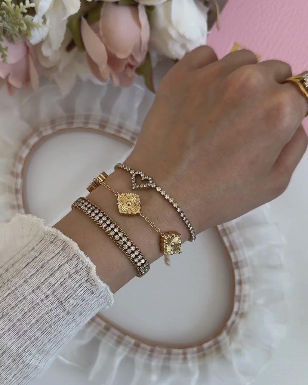 Laya Clover Bracelet